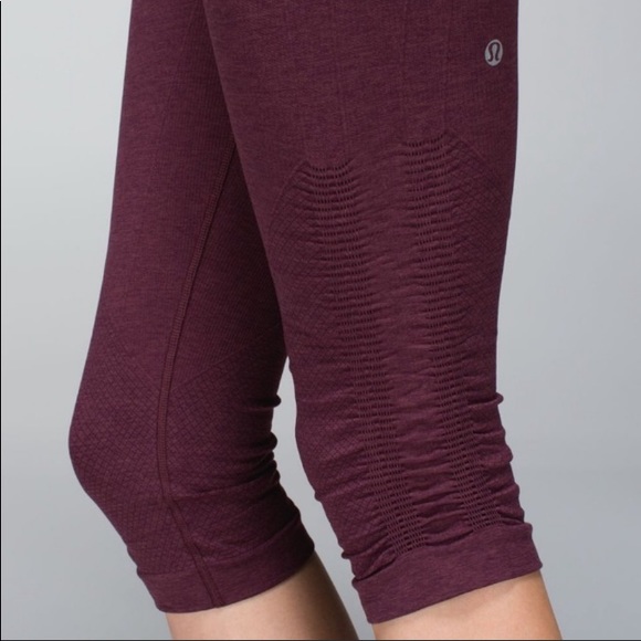 LULULEMON ATHLETICA FLOW RUCHED PANT - Picture 2 of 6